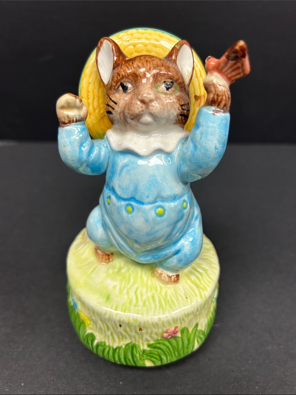 Vintage 1980’s SCHMID ceramic “Tom Kitten” Beatrix Potter Musical Collectable